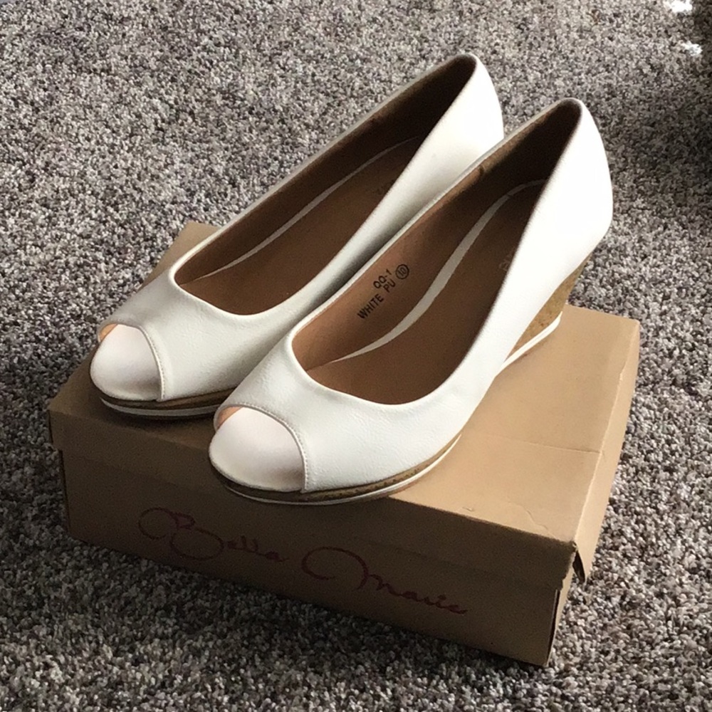 White wedge